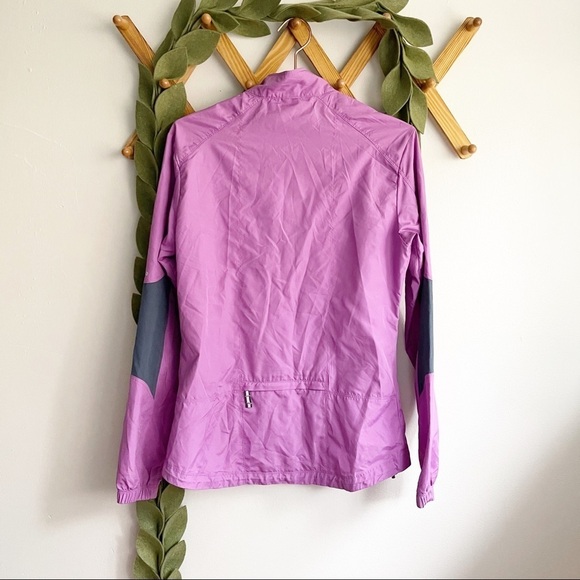 ALO Yoga Warm Up Jacket - Picture 3 of 4